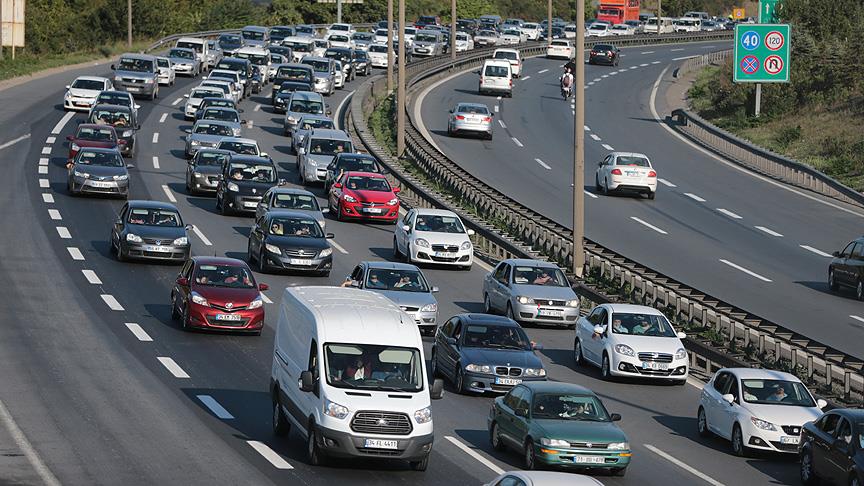 Dönüş trafiğinde yoğunluk sürüyor!